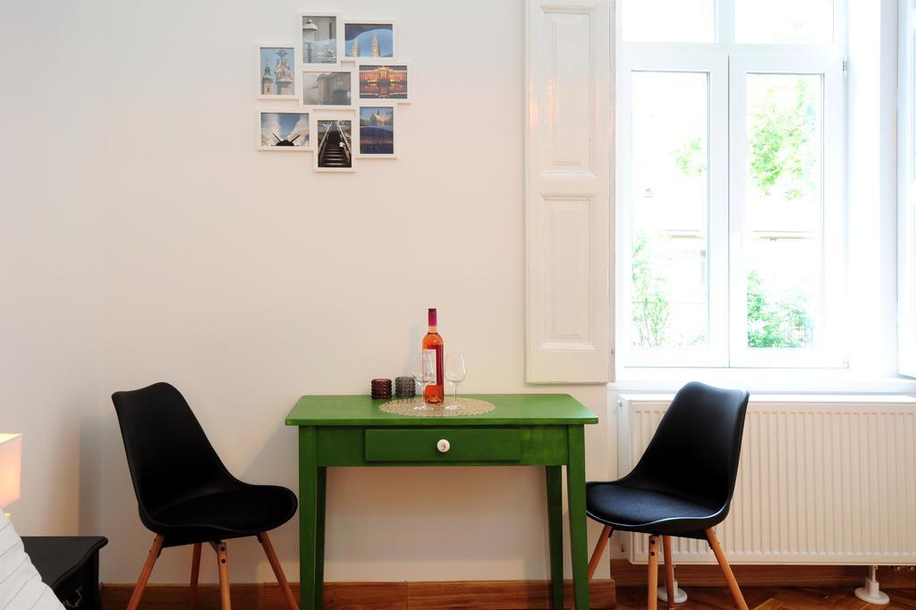 Stylish Apartman Szeged Eksteriør bilde