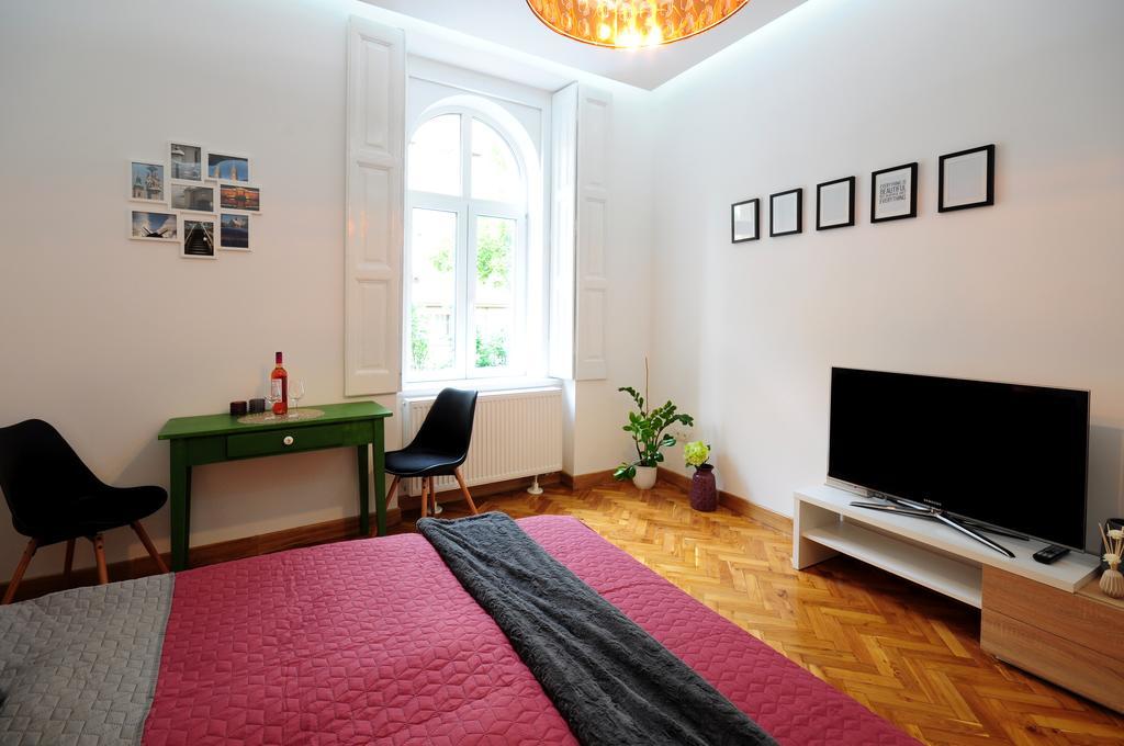 Stylish Apartman Szeged Eksteriør bilde