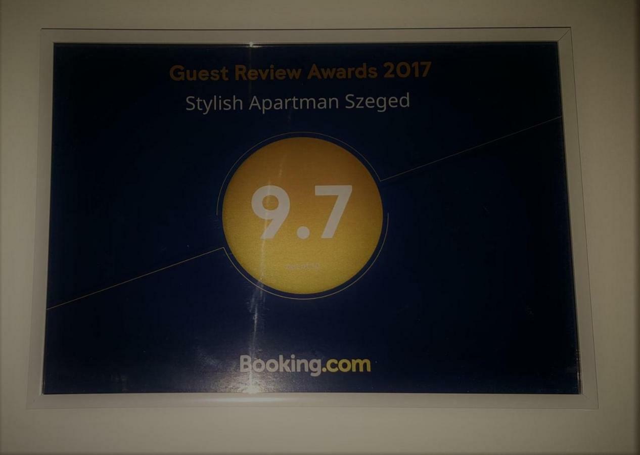 Stylish Apartman Szeged Eksteriør bilde